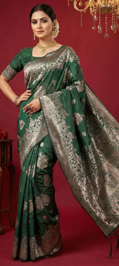 Green color Saree in Blended fabric with Weaving work