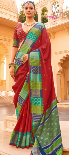 Red and Maroon color Saree in Silk fabric with Weaving work