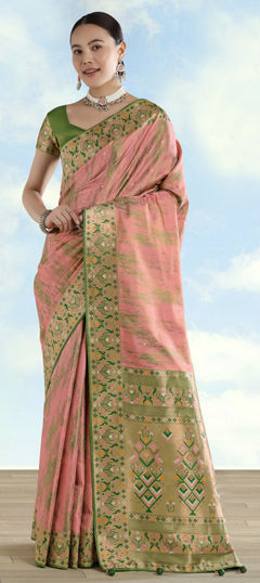 Pink and Majenta color Saree in Banarasi Silk fabric with Border, Weaving work