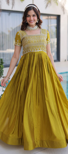 Green color Gown in Organza Silk fabric with Bugle Beads, Embroidered, Sequence, Zari work