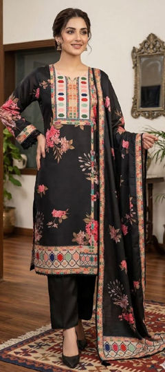 Black and Grey color Salwar Kameez in Muslin fabric with Floral, Printed work