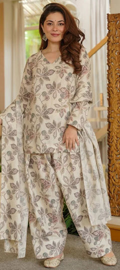 Multicolor color Salwar Kameez in Cotton fabric with Digital Print work