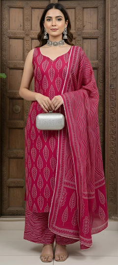 Red and Maroon color Salwar Kameez in Cotton fabric with Printed work