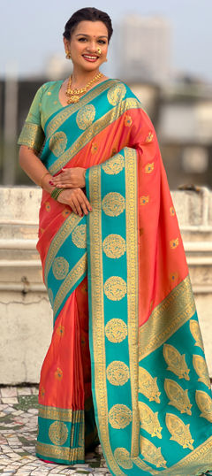 Pink and Majenta color Saree in Silk fabric with Weaving work