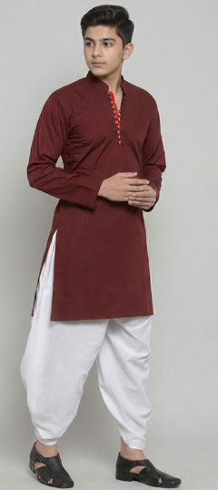 Green color Boys Dhoti Kurta in Blended Cotton fabric with Thread work