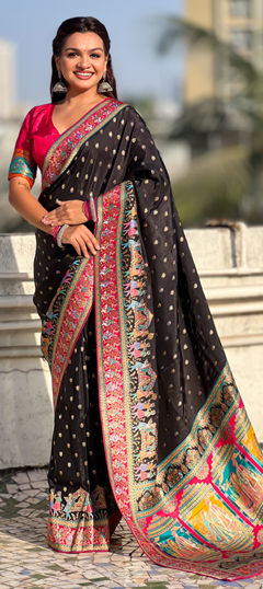 Black and Grey color Saree in Viscose fabric with Weaving, Zari work