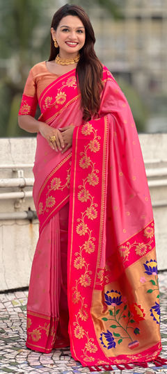 Pink and Majenta color Saree in Silk fabric with Weaving work