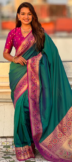 Green color Saree in Silk fabric with Weaving work