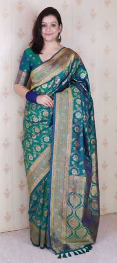 Green color Saree in Banarasi Silk fabric with Weaving, Zari work