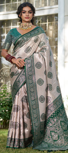 Green color Saree in Blended, Silk fabric with Weaving work