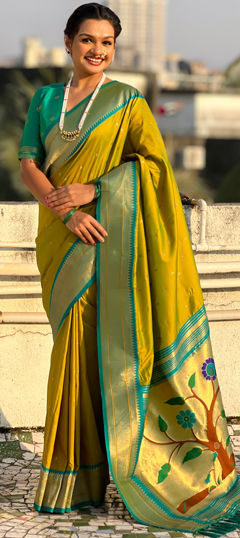 Green color Saree in Silk fabric with Weaving work