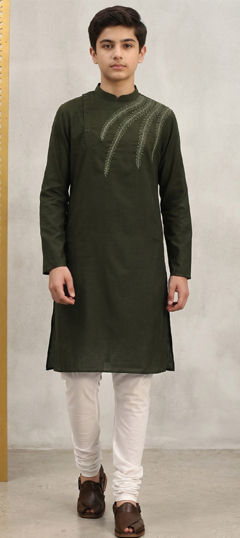 Green color Boys Kurta Pyjama in Blended Cotton fabric with Thread work