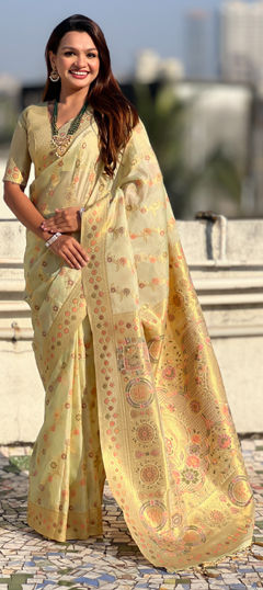 Green color Saree in Silk fabric with Lehariya, Printed, Weaving work