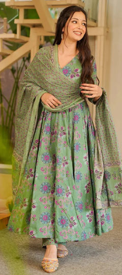 Green color Salwar Kameez in Silk cotton fabric with Digital Print, Floral work