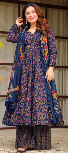 Blue color Salwar Kameez in Muslin fabric with Digital Print, Floral work