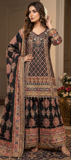 Black and Grey color Salwar Kameez in Crepe Silk fabric with Lace, Printed work