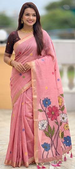 Pink and Majenta color Saree in Silk cotton fabric with Floral, Printed work