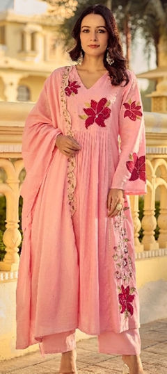 Pink and Majenta color Salwar Kameez in Cotton fabric with Embroidered, Thread work