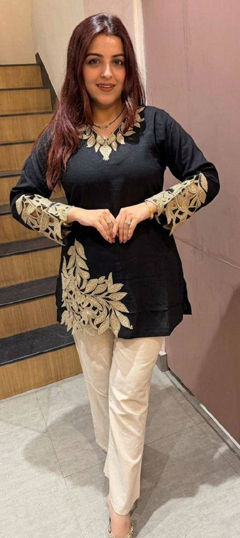 Black and Grey color Co-ords Set in Mul Cotton fabric with Embroidered work