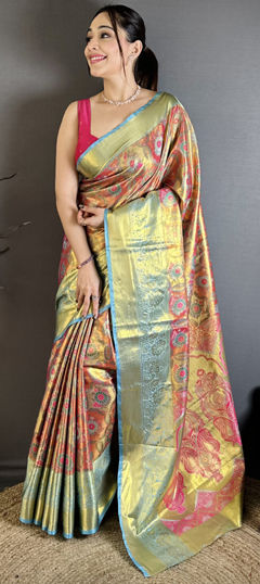 Multicolor color Saree in Kanjeevaram Silk fabric with Weaving work