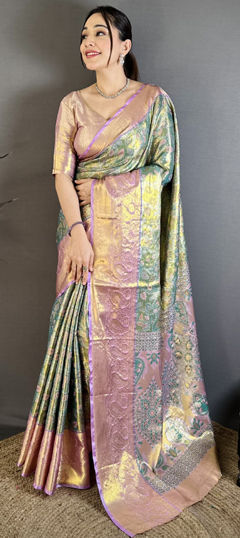 Green color Saree in Kanjeevaram Silk fabric with Weaving work