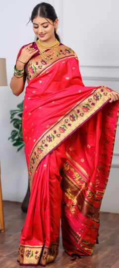 Pink and Majenta color Saree in Silk fabric with Weaving work