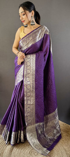 Purple and Violet color Saree in Viscose fabric with Weaving work