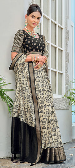 White and Off White color Saree in Viscose fabric with Digital Print work