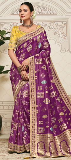 Pink and Majenta color Saree in Silk fabric with Weaving work