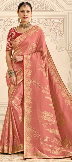 Pink and Majenta color Saree in Silk fabric with Weaving work