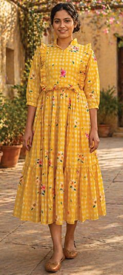 Yellow color Kurti in Muslin fabric with Floral, Printed work