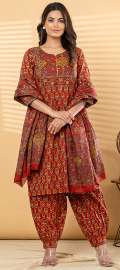 Red and Maroon color Salwar Kameez in Cotton fabric with Floral, Printed work