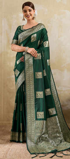 Green color Saree in Blended fabric with Weaving work