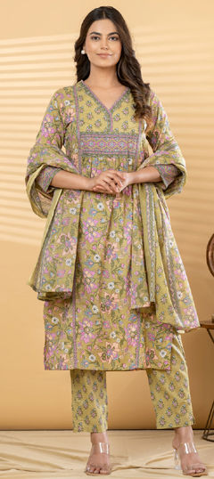 Green color Salwar Kameez in Cotton fabric with Cut Dana, Floral, Printed, Sequence work