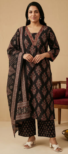 Black and Grey color Salwar Kameez in Cotton fabric with Printed, Sequence work