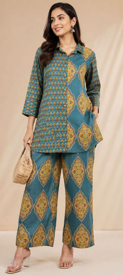 Green color Co-ords Set in Cotton fabric with Floral, Printed work