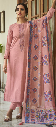 Pink and Majenta color Salwar Kameez in Cotton fabric with Digital Print, Embroidered work