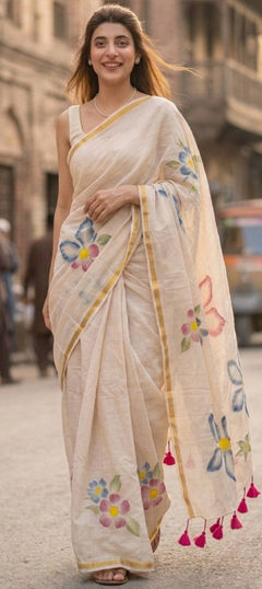 Beige and Brown color Saree in Cotton fabric with Floral, Printed work