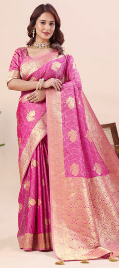 Pink and Majenta color Saree in Banarasi Silk fabric with Weaving work
