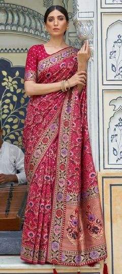 Pink and Majenta color Saree in Georgette fabric with Printed, Weaving work