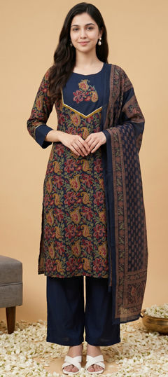 Blue color Salwar Kameez in Cotton fabric with Floral, Gota Patti, Printed work