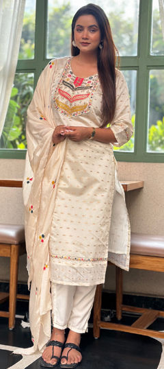 White and Off White color Salwar Kameez in Chanderi Silk fabric with Bugle Beads, Embroidered work