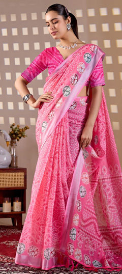 Pink and Majenta color Saree in Cotton fabric with Bandhej, Printed work
