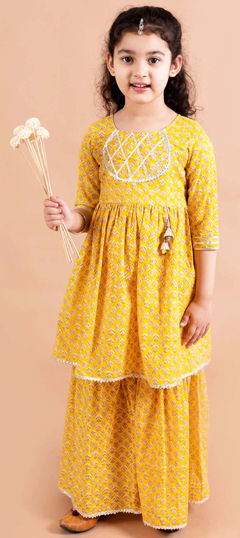 Yellow color Girls Top with Bottom in Cotton fabric with Gota Patti, Printed work