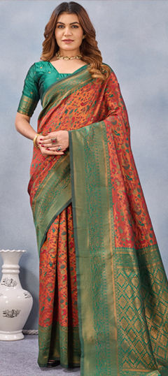 Green color Saree in Blended, Silk fabric with Weaving, Zari work