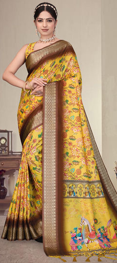 Yellow color Saree in Silk cotton fabric with Digital Print, Floral work