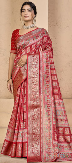 Red and Maroon color Saree in Silk fabric with Weaving work