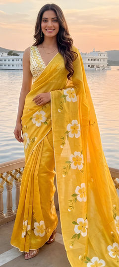 Yellow color Saree in Cotton fabric with Floral, Printed work