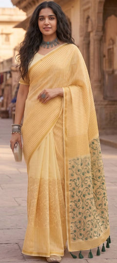 Yellow color Saree in Cotton fabric with Printed work