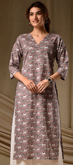 Purple and Violet color Kurti in Rayon fabric with Digital Print work